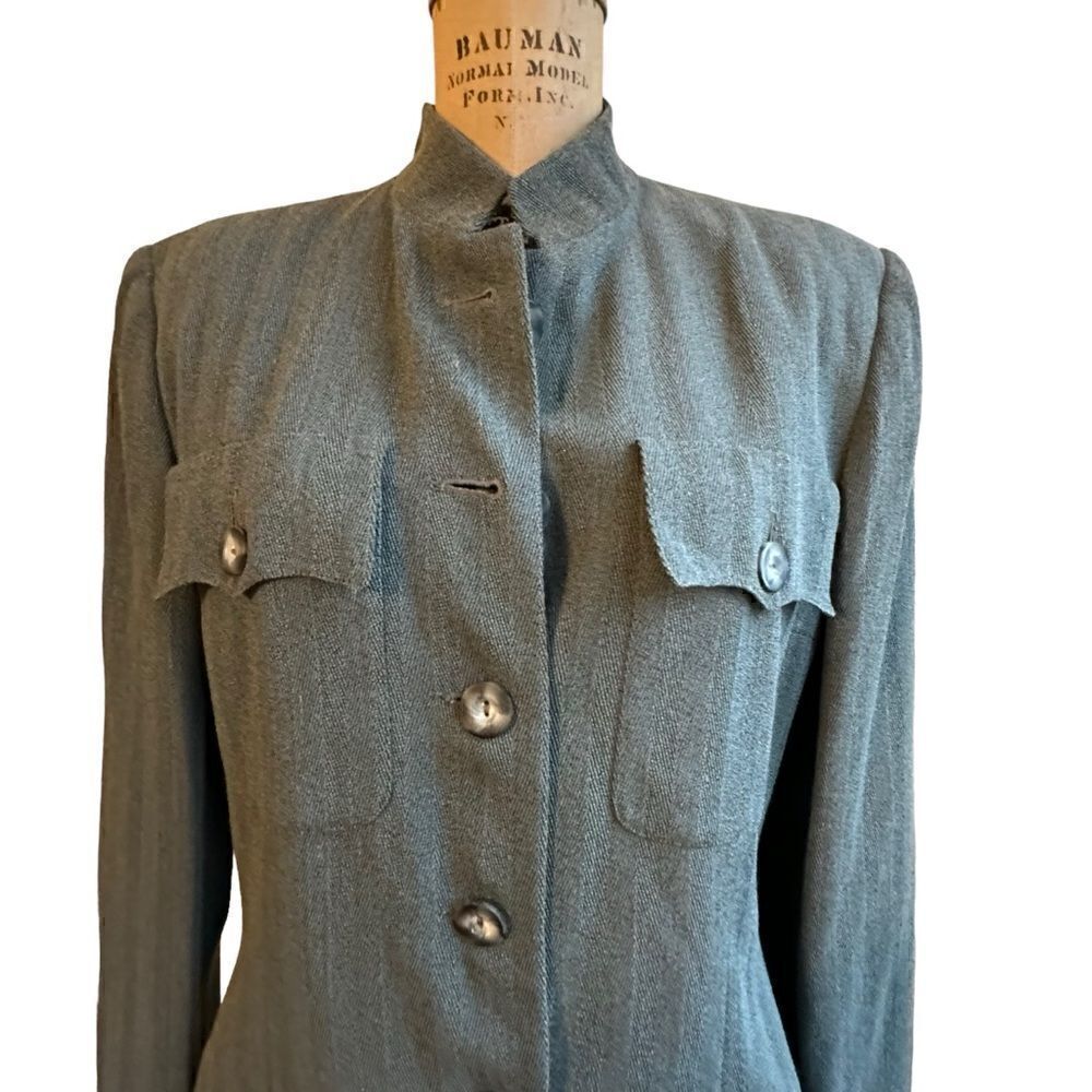 Grey Thalian mandarin neck wide leg pant suit Size Medium - wool rayon blend